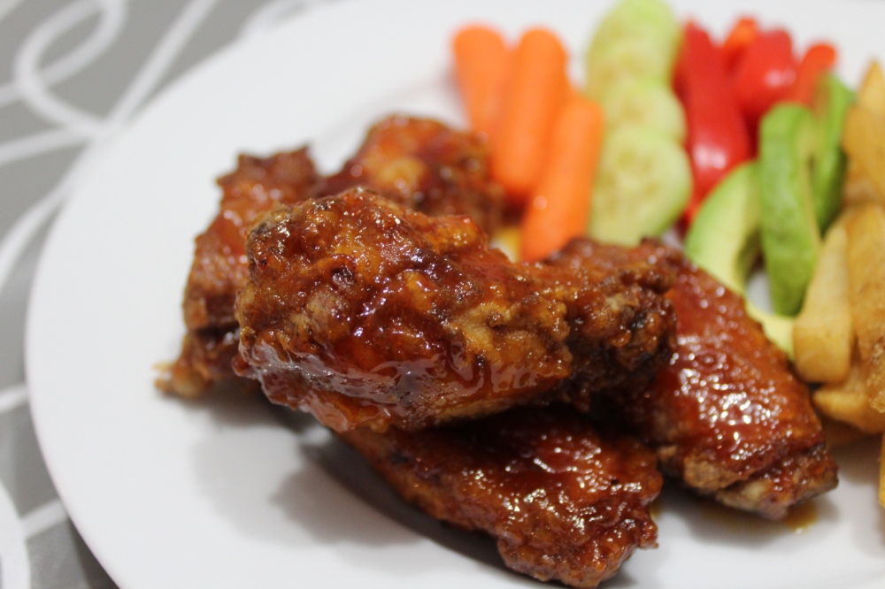 Sweet &amp; Sticky BBQ Chicken Wings